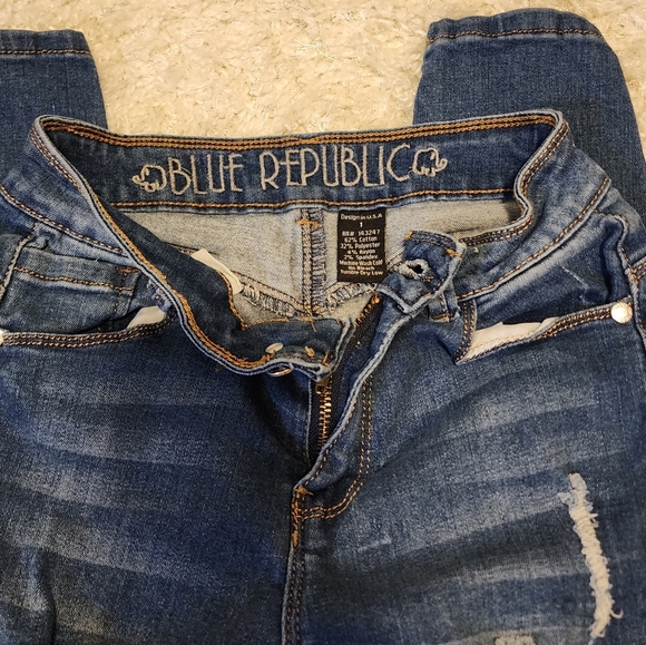 Blue Republic Distressed Skinny Jeans Size 1 - Picture 4 of 9